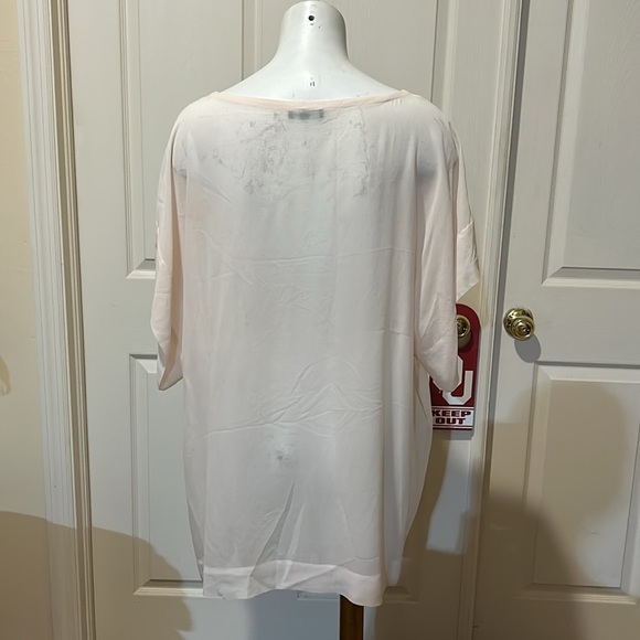 Eileen Fisher Sheer top. - Picture 5 of 9